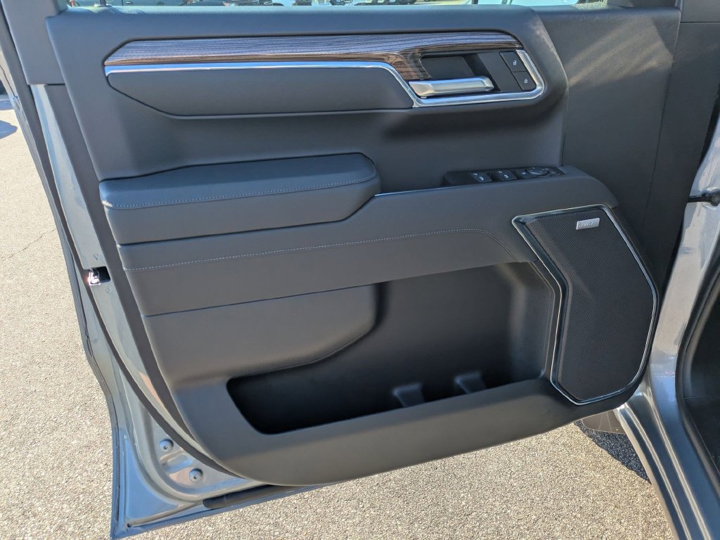 New 2026 Chevrolet Silverado 1500 RST w/ All Star Edition Plus AWD/4WD image 9