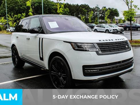 Used 2023 Land Rover Range Rover SE AWD/4WD image 3