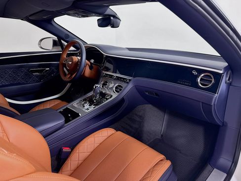 Certified 2023 Bentley Continental GT Mulliner AWD/4WD image 27