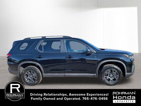 New 2026 Honda Pilot TrailSport image 6