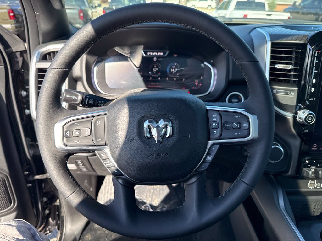 New 2026 RAM 1500 Big Horn AWD/4WD image 10