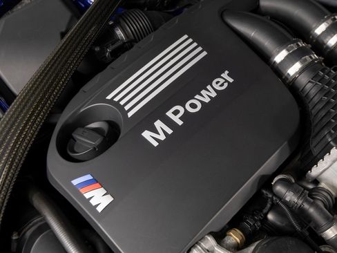 Used 2019 BMW M4 CS w/ Executive Package RWD image 38