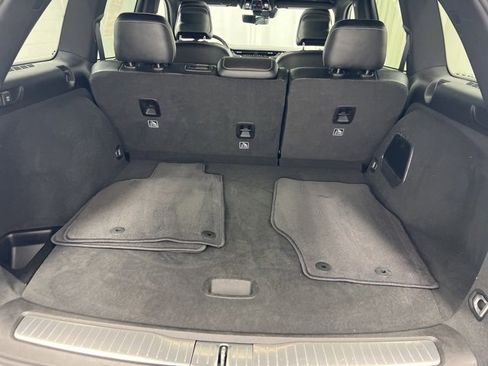 Used 2022 Jeep Grand Cherokee Overland w/ Adv Protech Group III image 9