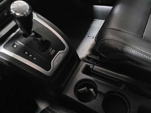 Used 2016 Jeep Compass High Altitude image 26