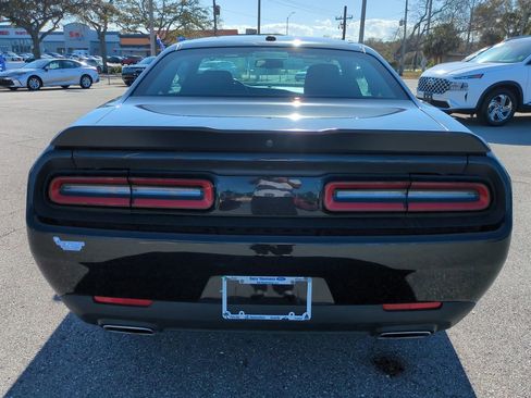 Used 2023 Dodge Challenger SXT w/ Blacktop Package image 5
