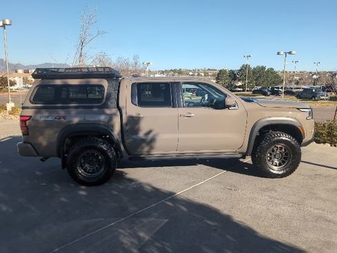 Used 2022 Nissan Frontier PRO-4X w/ Technology Package AWD/4WD image 18