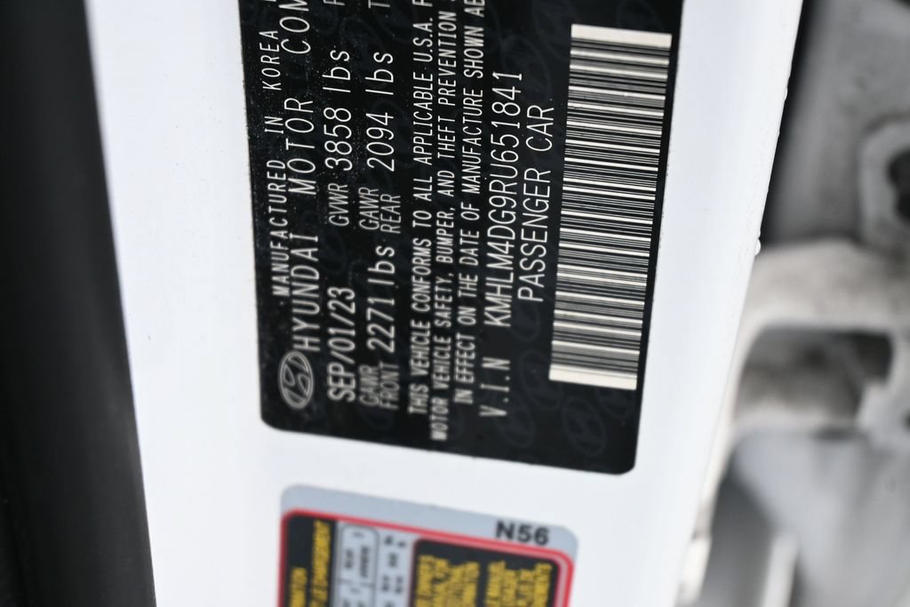 Used 2024 Hyundai Elantra SEL FWD image 19