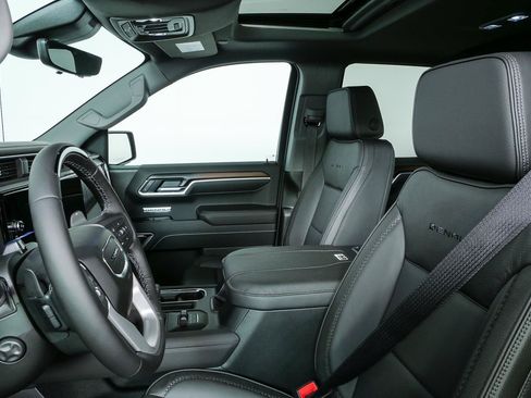 New 2026 GMC Sierra 1500 Denali AWD/4WD image 5