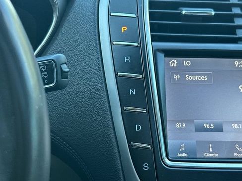 Used 2019 Lincoln Nautilus Reserve AWD/4WD image 21