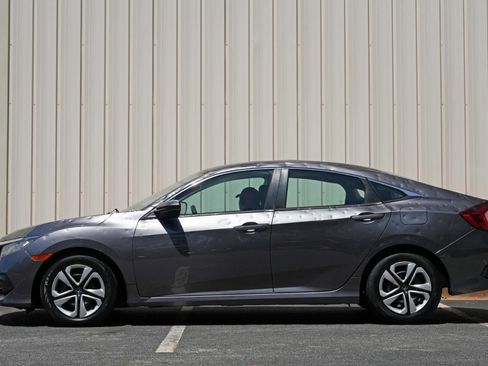 Used 2018 Honda Civic LX image 8