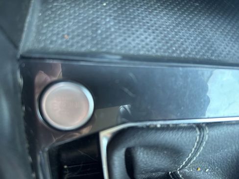 Used 2023 Volkswagen Tiguan S FWD image 19