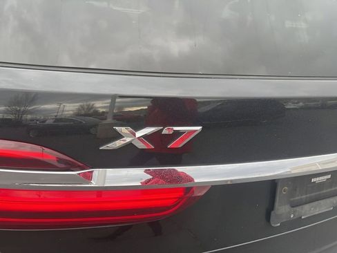 Used 2019 BMW X7 xDrive50i w/ M Sport Package image 15