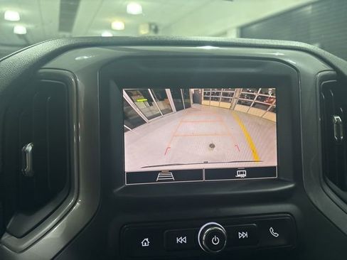 Used 2022 Chevrolet Silverado 1500 Custom Trail Boss w/ LPO, Dark Essentials Package image 25