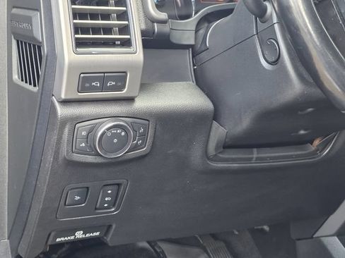Used 2021 Ford F250 Platinum w/ Snow Plow Prep Package AWD/4WD image 21