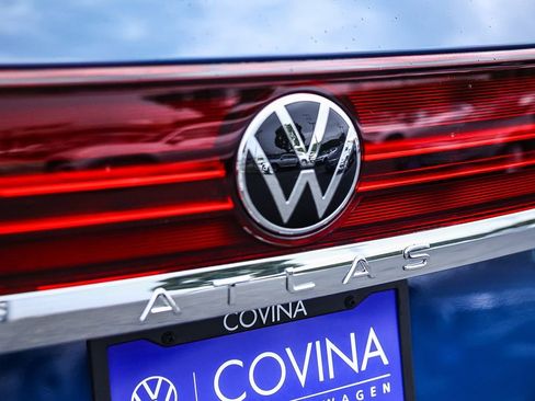 New 2026 Volkswagen Atlas SE image 11