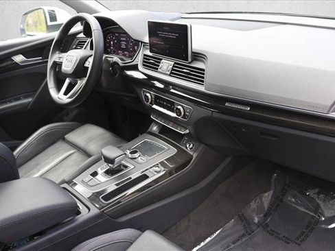 Used 2018 Audi Q5 Prestige w/ Prestige Package AWD/4WD image 29
