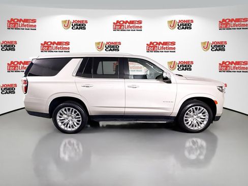 Used 2023 Chevrolet Tahoe Premier RWD image 17
