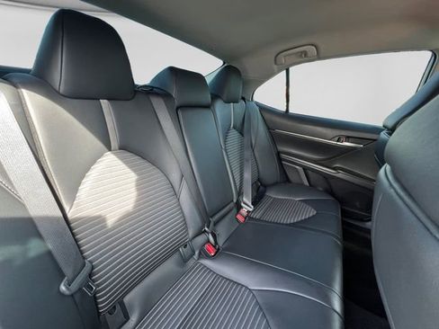 Used 2024 Toyota Camry SE w/ Convenience Package image 23