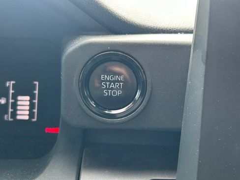 Used 2024 Toyota Tacoma SR5 AWD/4WD image 27