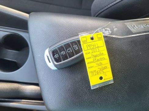 Used 2023 Hyundai Elantra SEL w/ Cargo Package FWD image 22