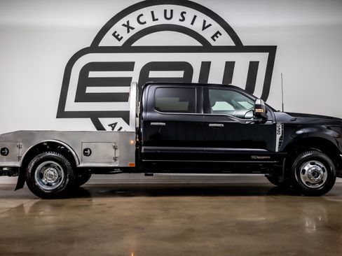 Used 2026 Ford F350 Lariat w/ Chrome Package AWD/4WD image 9