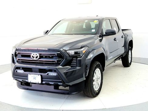 New 2026 Toyota Tacoma SR5 RWD image 2