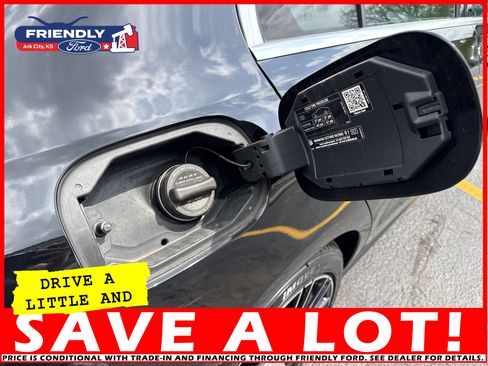 Used 2024 Mercedes-Benz C 300 Sedan image 23