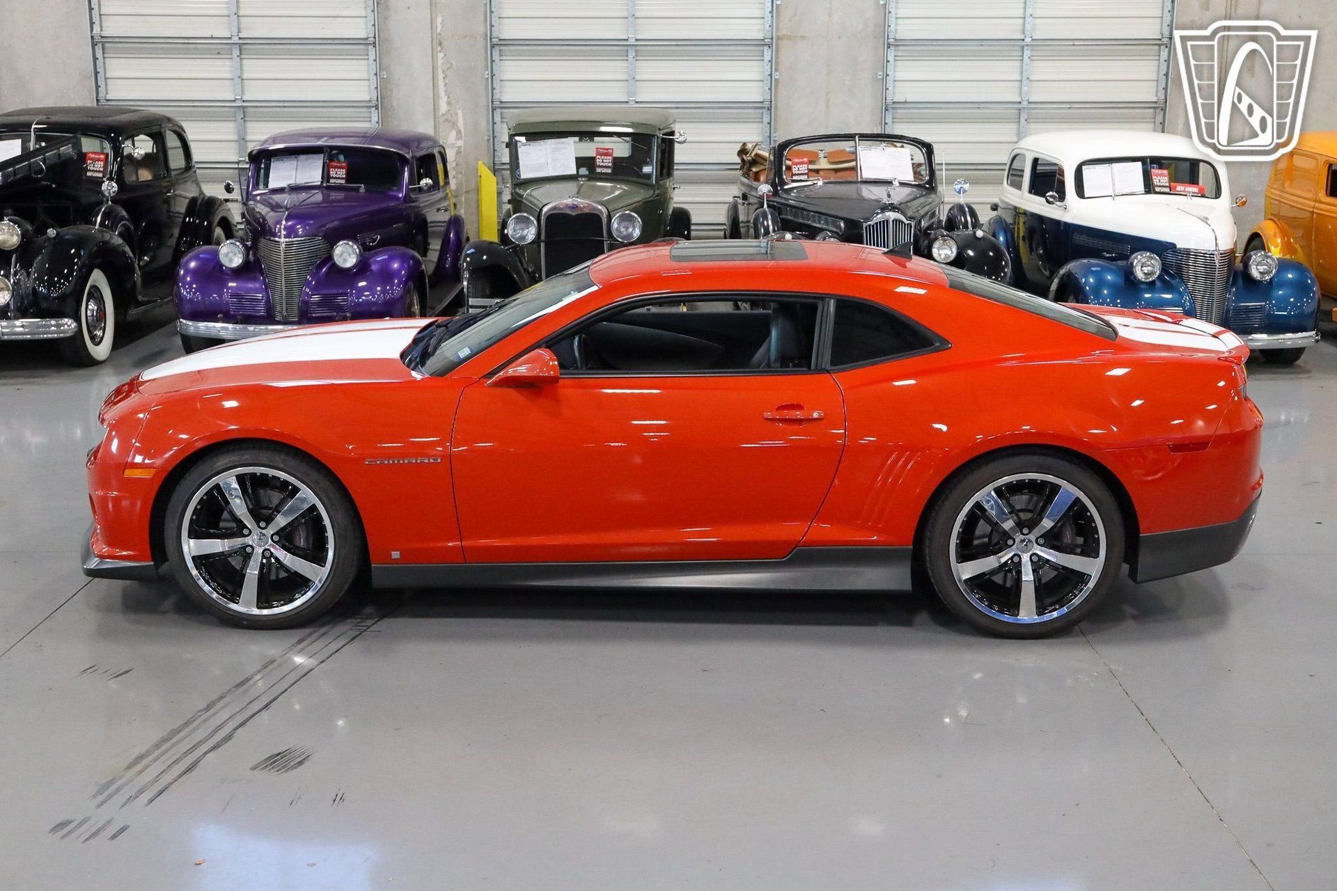 Used 2010 Chevrolet Camaro SS w/ LPO, Ground Effects Package RWD image 12