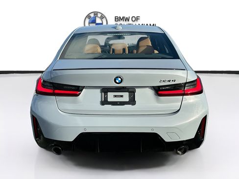 New 2026 BMW 330i Sedan w/ M Sport Package image 5