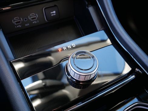 Used 2023 Jeep Grand Cherokee L Laredo w/ Luxury Tech Group I image 24