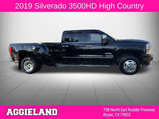 Used 2019 Chevrolet Silverado 3500 High Country w/ Duramax Plus Package AWD/4WD image 2