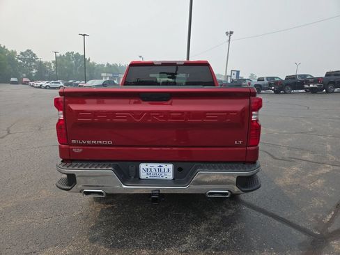 Certified 2021 Chevrolet Silverado 1500 LT AWD/4WD image 5