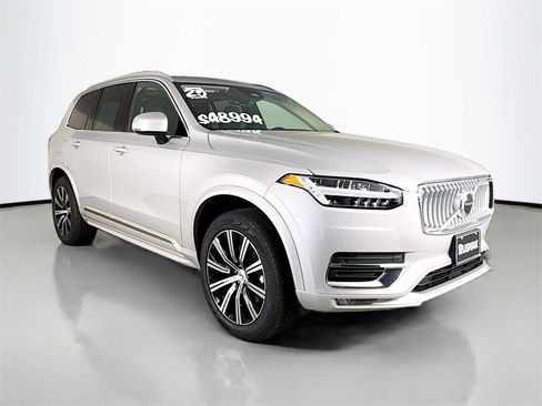 Certified 2025 Volvo XC90 B5 Core image 1