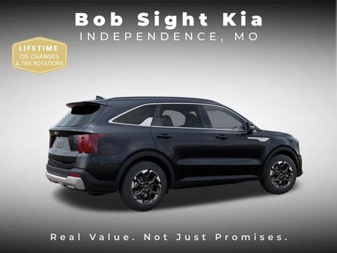 New 2026 Kia Sorento S w/ S Panoramic Sunroof Package image 6