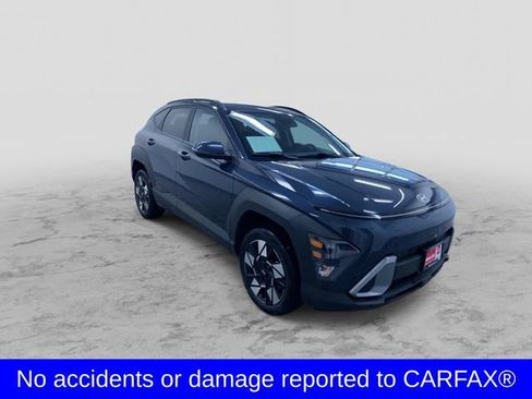 Used 2025 Hyundai Kona SEL image 3