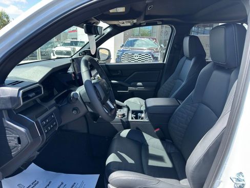 New 2026 Toyota 4Runner 4WD image 9