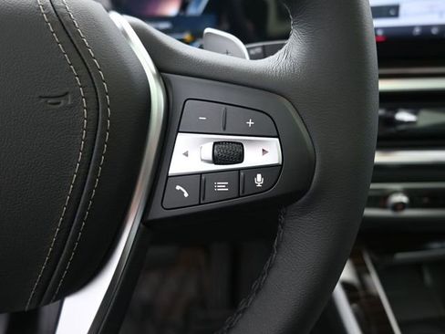 New 2026 BMW X5 sDrive40i w/ Executive Package image 2