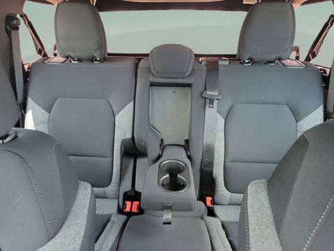 New 2025 Ford Bronco 4-Door w/ Sasquatch Package AWD/4WD image 9