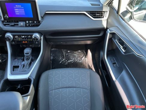 Certified 2023 Toyota RAV4 XLE AWD/4WD image 19