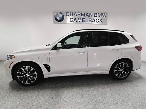 Used 2024 BMW X5 xDrive50e w/ Executive Package AWD/4WD image 3