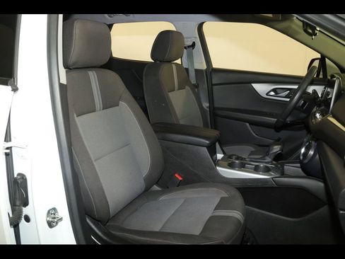 Used 2024 Chevrolet Blazer LT w/ Driver Confidence Package AWD/4WD image 29