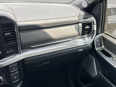 New 2025 Ford F250 Platinum image 48