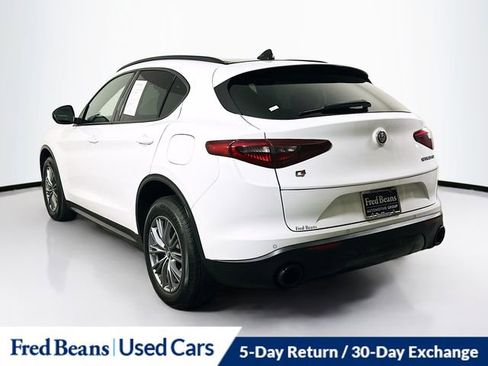 Used 2022 Alfa Romeo Stelvio Sprint image 5
