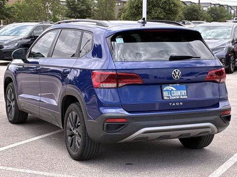 Used 2023 Volkswagen Taos S w/ Driver Assistance Package FWD image 4