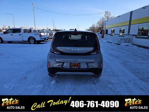 Used 2024 Kia Soul LX w/ Option Group 015 image 3