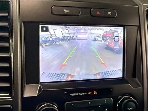 Used 2019 Ford F150 XLT w/ Equipment Group 302A Luxury AWD/4WD image 23
