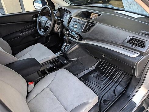 Used 2016 Honda CR-V LX image 4