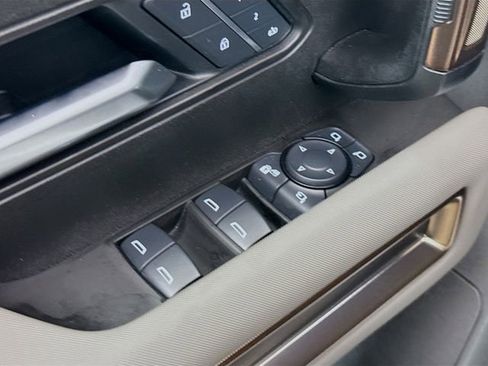 Used 2025 GMC Hummer EV 2X image 20