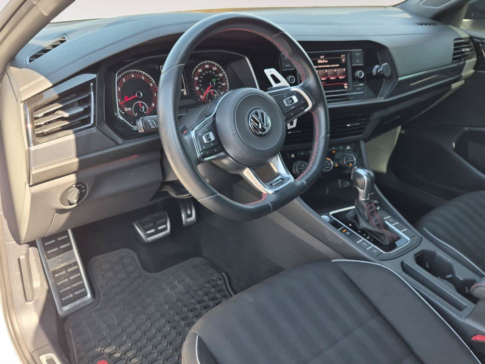 Used 2019 Volkswagen Jetta GLI FWD image 33