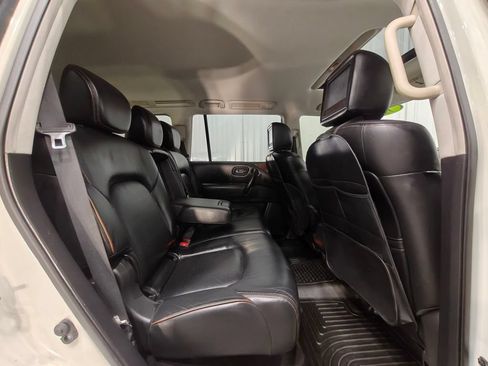 Used 2019 Nissan Armada Platinum AWD/4WD image 30